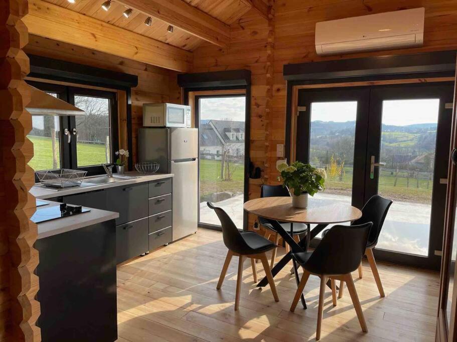 Le Chalet Du Crescent Saint-Germain-des-Champs المظهر الخارجي الصورة